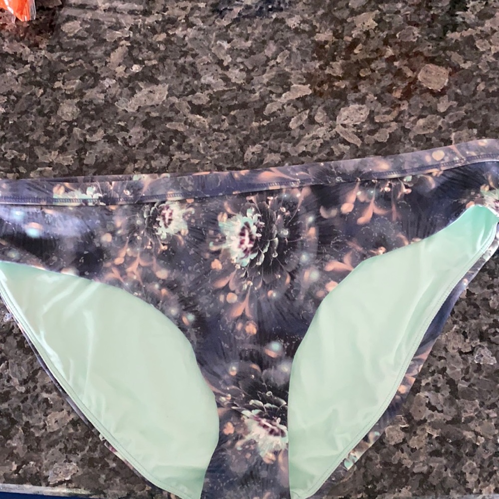 Calia by Carrie Underwood bikini bottom gray XL